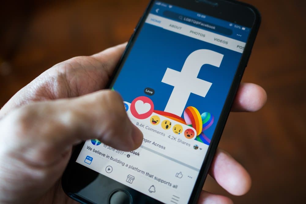 Facebook souhaite changer de nom pour mieux refléter ses projets dans le métaverse !